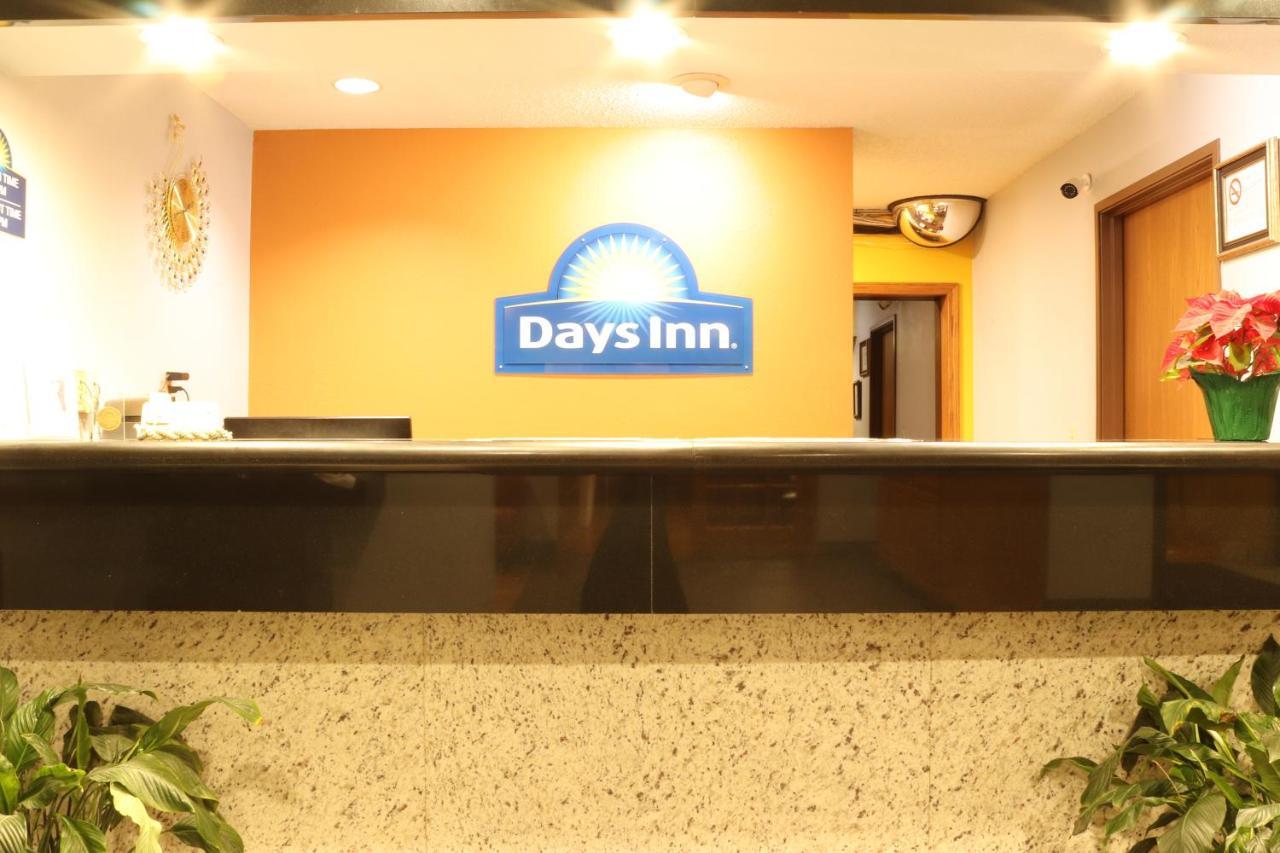 Days Inn By Wyndham Black River Falls - Access To Atv Trail Εξωτερικό φωτογραφία