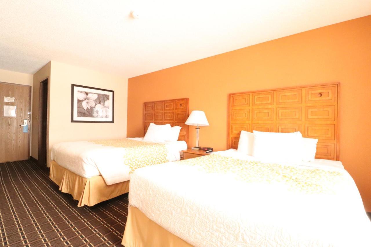 Days Inn By Wyndham Black River Falls - Access To Atv Trail Εξωτερικό φωτογραφία