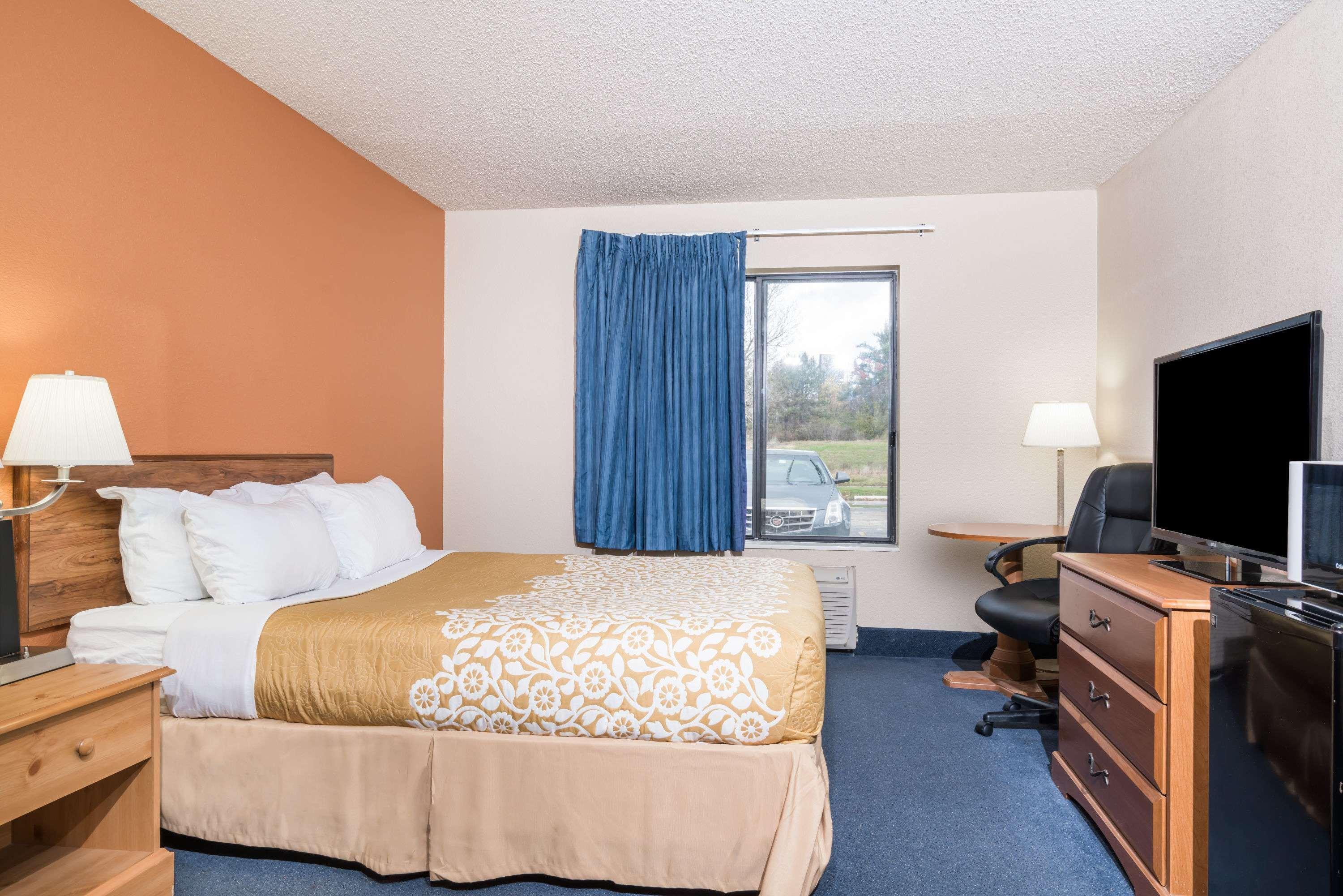 Days Inn By Wyndham Black River Falls - Access To Atv Trail Εξωτερικό φωτογραφία