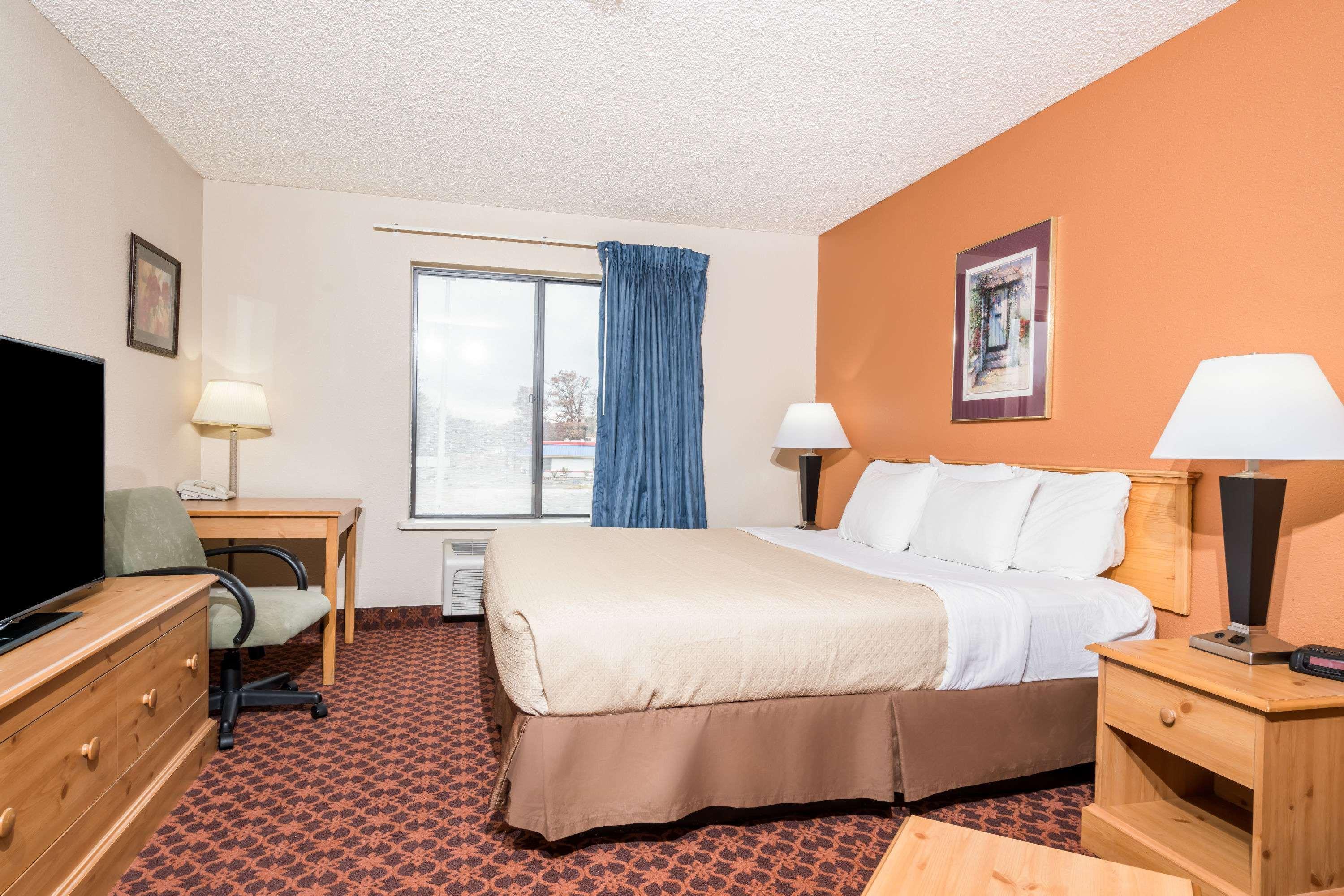 Days Inn By Wyndham Black River Falls - Access To Atv Trail Εξωτερικό φωτογραφία
