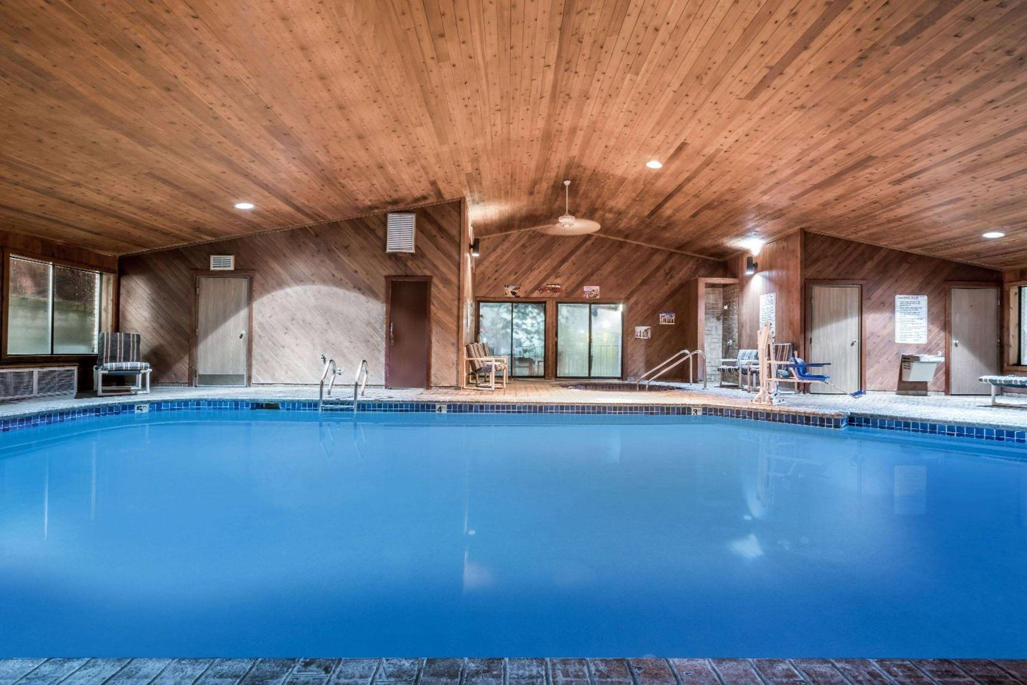Days Inn By Wyndham Black River Falls - Access To Atv Trail Εξωτερικό φωτογραφία