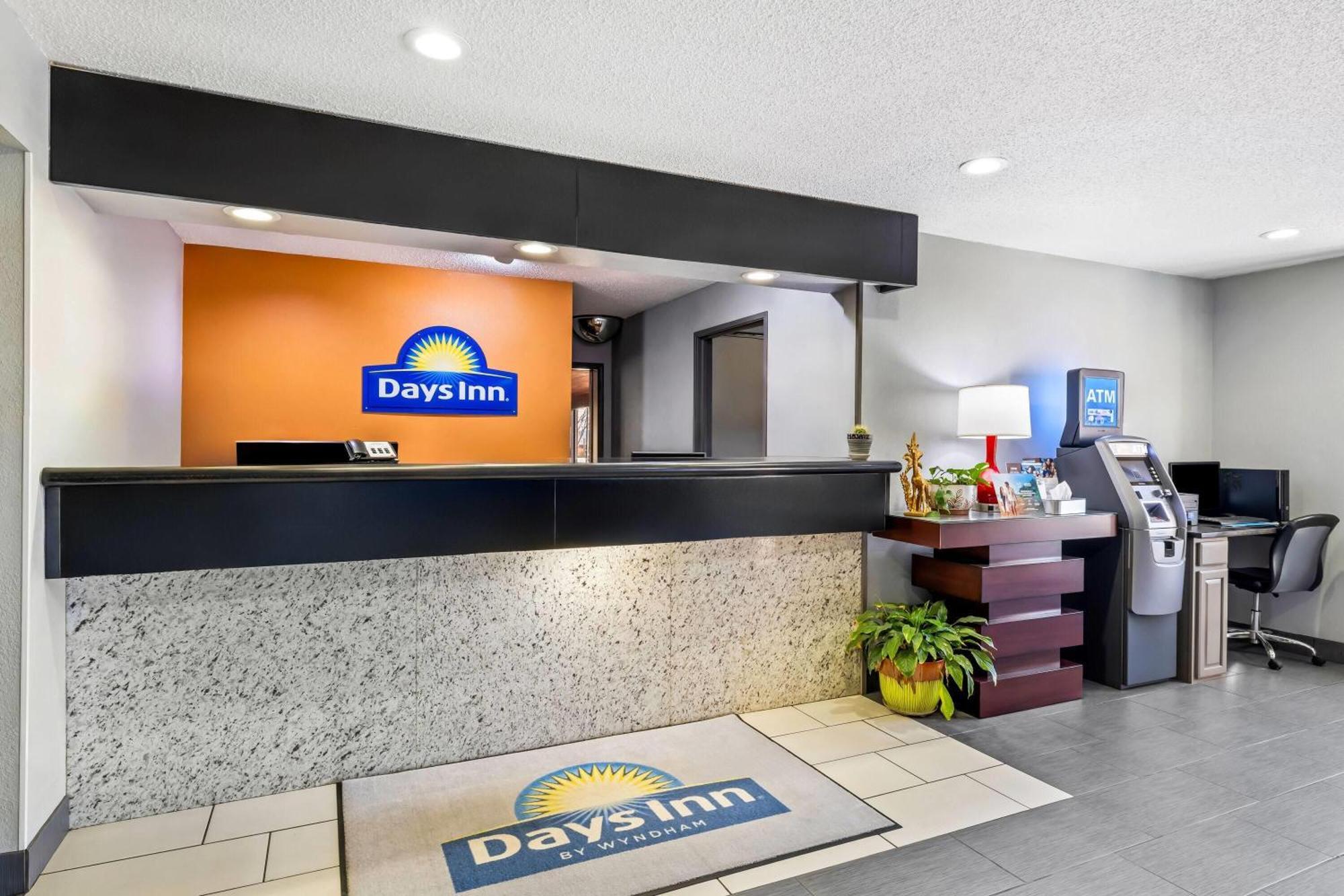 Days Inn By Wyndham Black River Falls - Access To Atv Trail Εξωτερικό φωτογραφία
