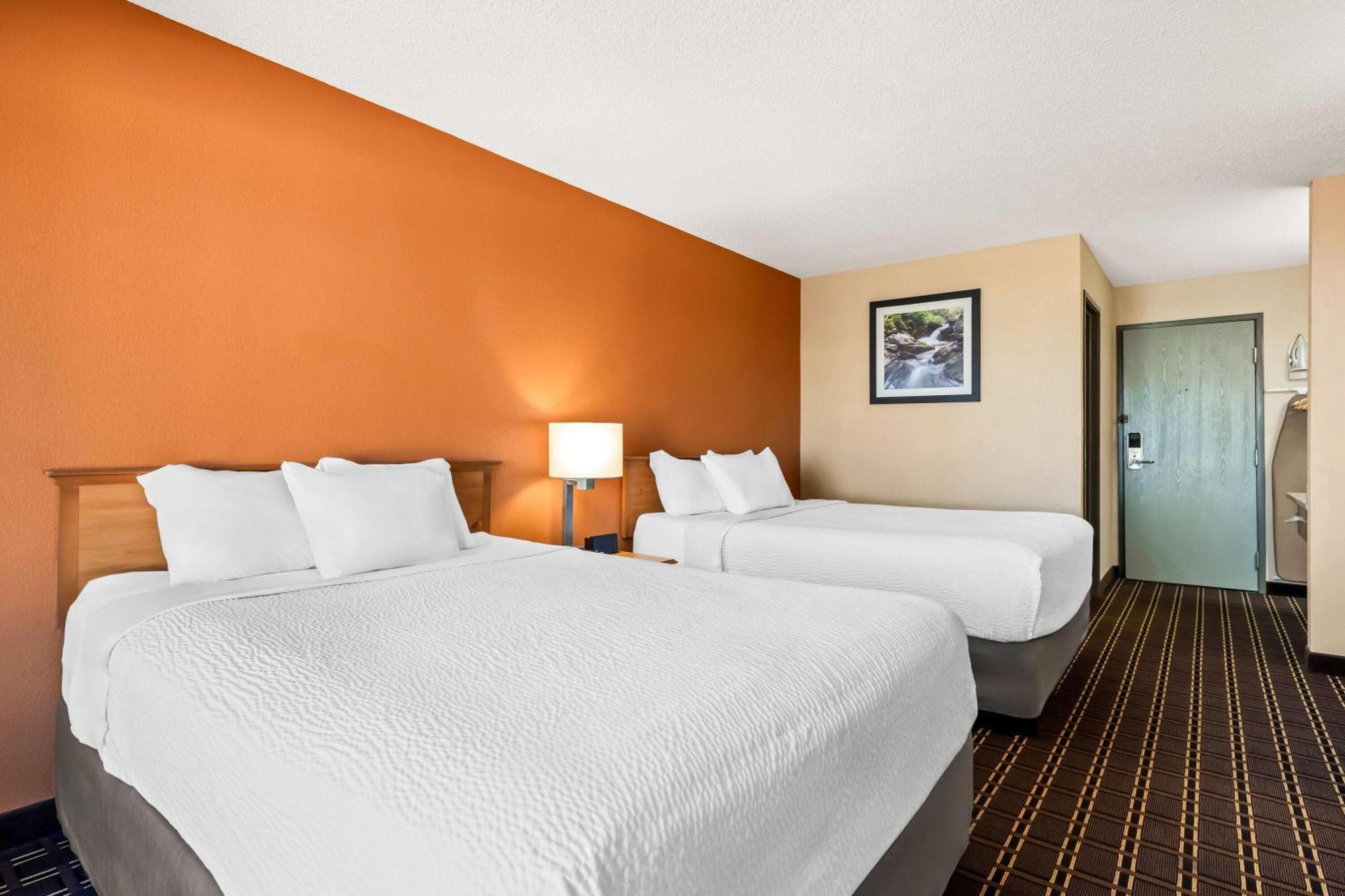 Days Inn By Wyndham Black River Falls - Access To Atv Trail Εξωτερικό φωτογραφία